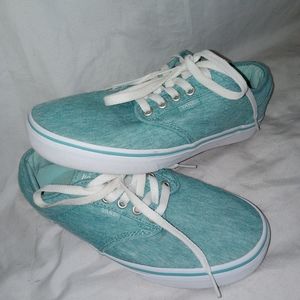 Women's 8 Vans shoes